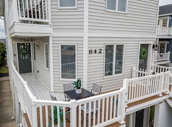 642 W Pine Ave unit 2 - North Wildwood, NJ