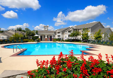 Waterford Landings Apartments - Clarksville, TN
