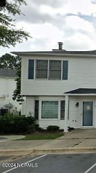 3826 Sterling Pointe Dr #N1 - Winterville, NC