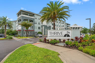Thrive Luxury Apartments - Davenport, FL