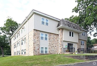 Riverview Oaks LLC Apartments - Des Moines, IA