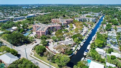 1101 River Reach Dr #415 - Fort Lauderdale, FL