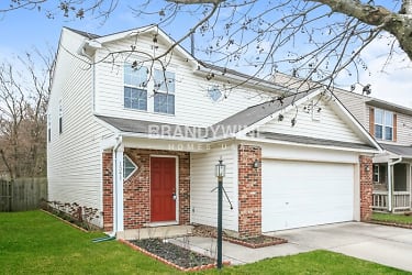 1341 Lake Meadow Dr - Indianapolis, IN
