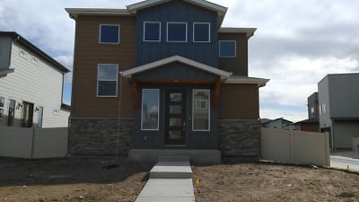 2215 Mackinac St - Fort Collins, CO