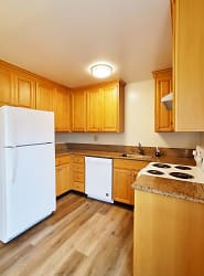 420 Richmond Dr unit 4 - undefined, undefined