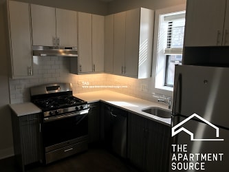 2618 N Rockwell St unit 3 - Chicago, IL