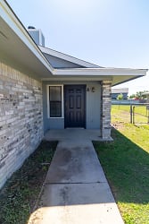 3010 Honeysuckle Apartments - Killeen, TX