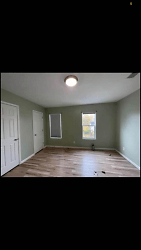 306 N Woodlawn Ave - undefined, undefined