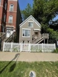 1410 N Maplewood Ave #1G - Chicago, IL