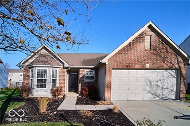 7970 Dillon Pl - Indianapolis, IN