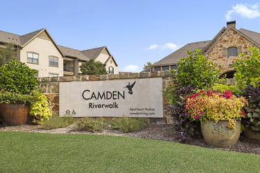 Camden Riverwalk Apartments - Grapevine, TX
