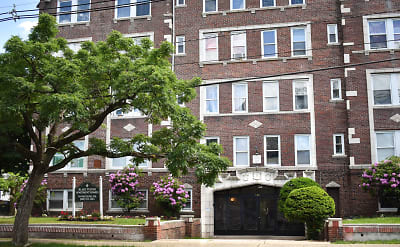 Blair Tudor Apartment Homes - Plainfield, NJ