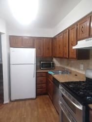 156-0 80th St #2 - Queens, NY