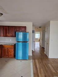 195-25 Woodhull Ave #3RD - Queens, NY
