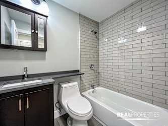 696 Elm Pl unit 205 (Studio) - Highland Park, IL