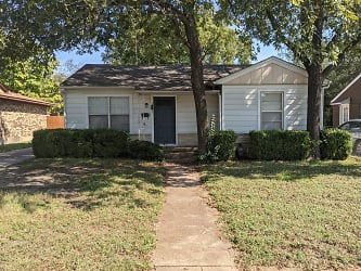 1001 S 49th St - Temple, TX