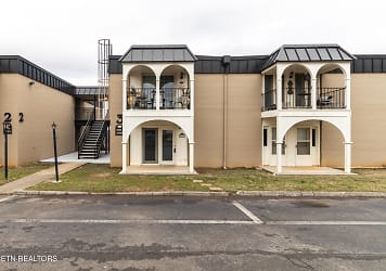 5709 Lyons View Pike #3205 - Knoxville, TN