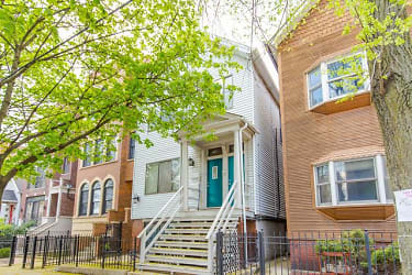 2512 N Southport Ave - Chicago, IL