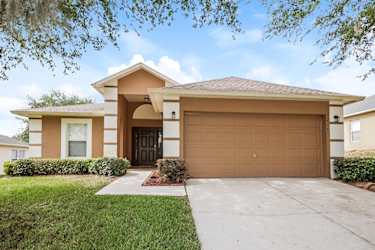 2147 Sandridge Cir - Eustis, FL