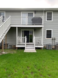 60 Carriage Path S unit 60 - Milford, CT