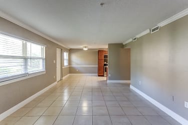 Riverwalk Apartment Homes - Fort Myers, FL