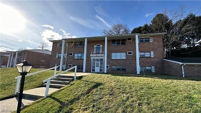 403 Colonial Dr #19 - Steubenville, OH