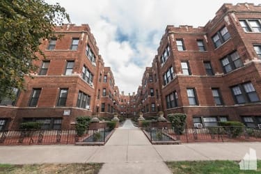 4407 N Wolcott Ave - Chicago, IL