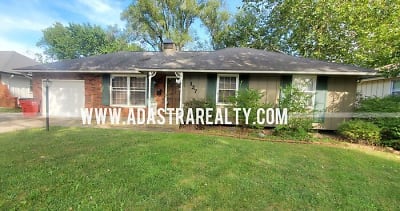 127 S Queen Ridge Dr - Independence, MO