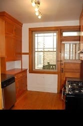 1700 W Touhy Ave unit 08-1 - Chicago, IL