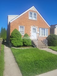 4551 N Newcastle Ave - Harwood Heights, IL