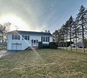 18 Briarcliff Dr - Horseheads, NY