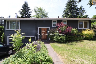 7621 SW 25th Ave - Portland, OR