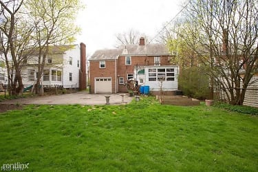4141 Silsby Rd - University Heights, OH