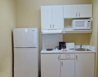 Furnished Studio Wilkes Barre Hwy 315 Apartments - Plains Township, PA