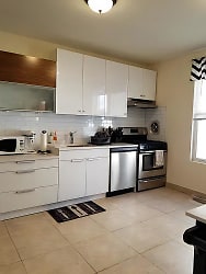 30-36 35th St unit 2 - Queens, NY