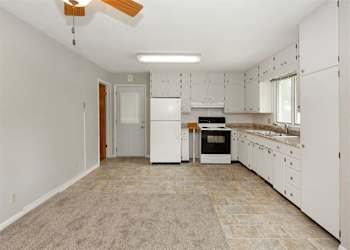 1819 13th Avenue, Unit 1819 - Moline, IL