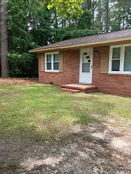 7514 Crown Ave - Fayetteville, NC