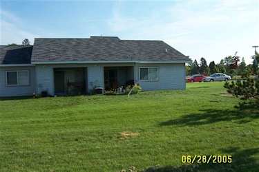 3100 Thorntree Dr - Gladstone, MI