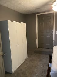 Room For Rent - Atlanta, GA