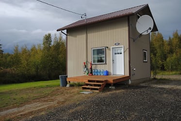 2585 Keel Ct - Fairbanks, AK