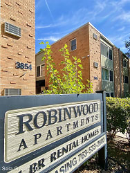 Robinwood Apartments - Robbinsdale, MN