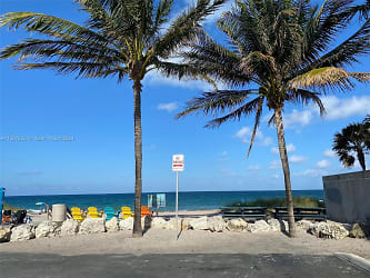 2715 N Ocean Blvd #10C - Fort Lauderdale, FL