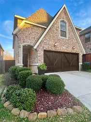 714 Rembrandt Ct - Coppell, TX