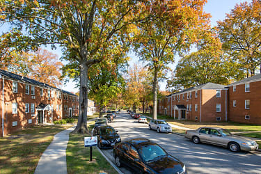 Oak Grove By OneWall Apartments - Middle River, MD