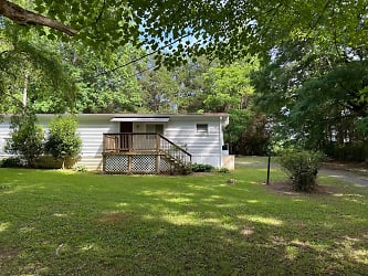 527 Lyons Dr - Clemmons, NC