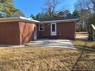 5335 Silver Pine Dr - Fayetteville, NC