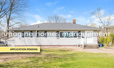 24214 Maria Ln - North Olmsted, OH