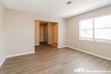 11122 Hanning Lane - Houston, TX