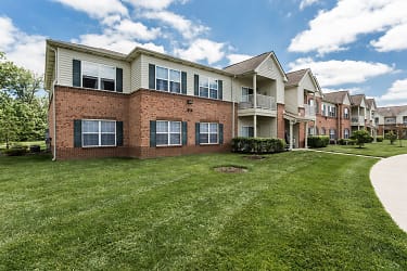 Saratoga Crossing Apartments - Plainfield, IN