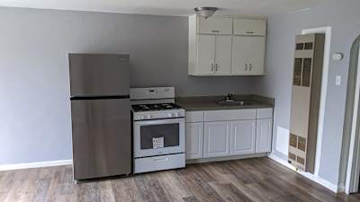 7351 N Dort Hwy unit 6 - Mount Morris, MI